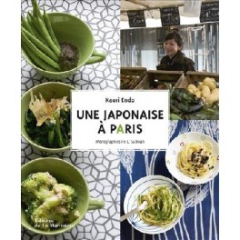 UNE JAPONAISE A PARIS